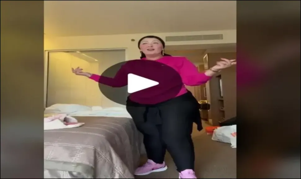 مقطع رجل الأعمال الخليجي واميرة الدهب